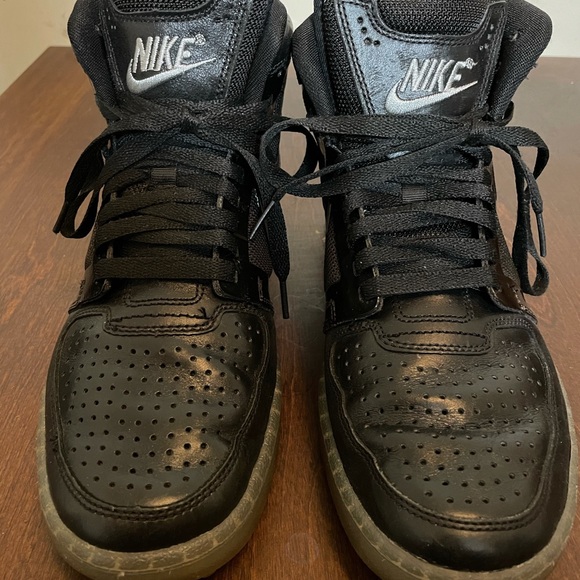 Nike Trainer Clean Sweep Premium - Picture 2 of 5